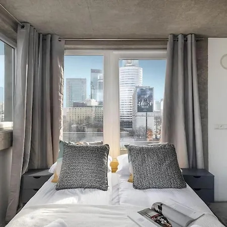 公寓 New Skyline Penthouse *
